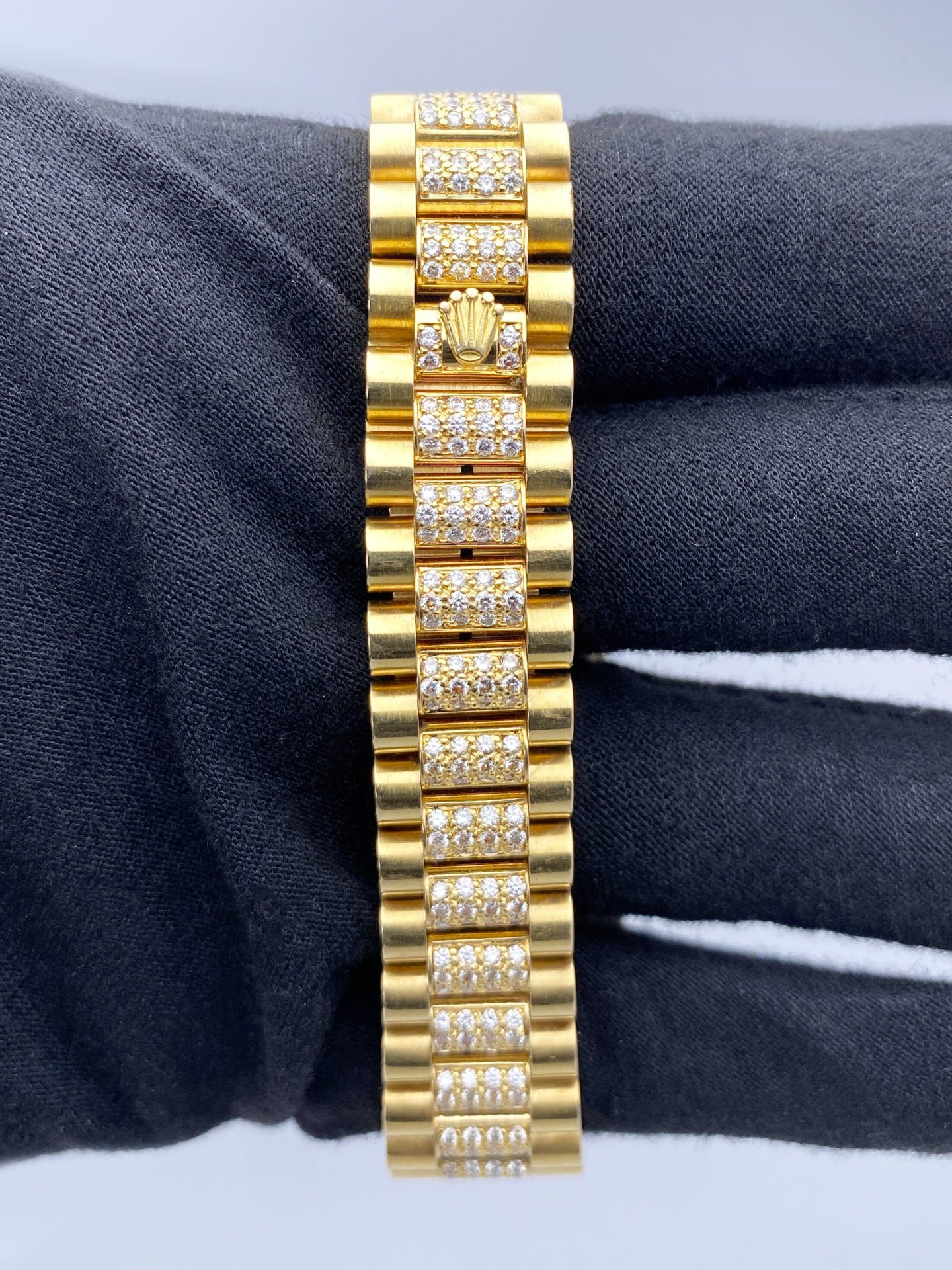 Rolex Datejust 68058 Pave Diamond Dial Ladies Watch Box Papers
