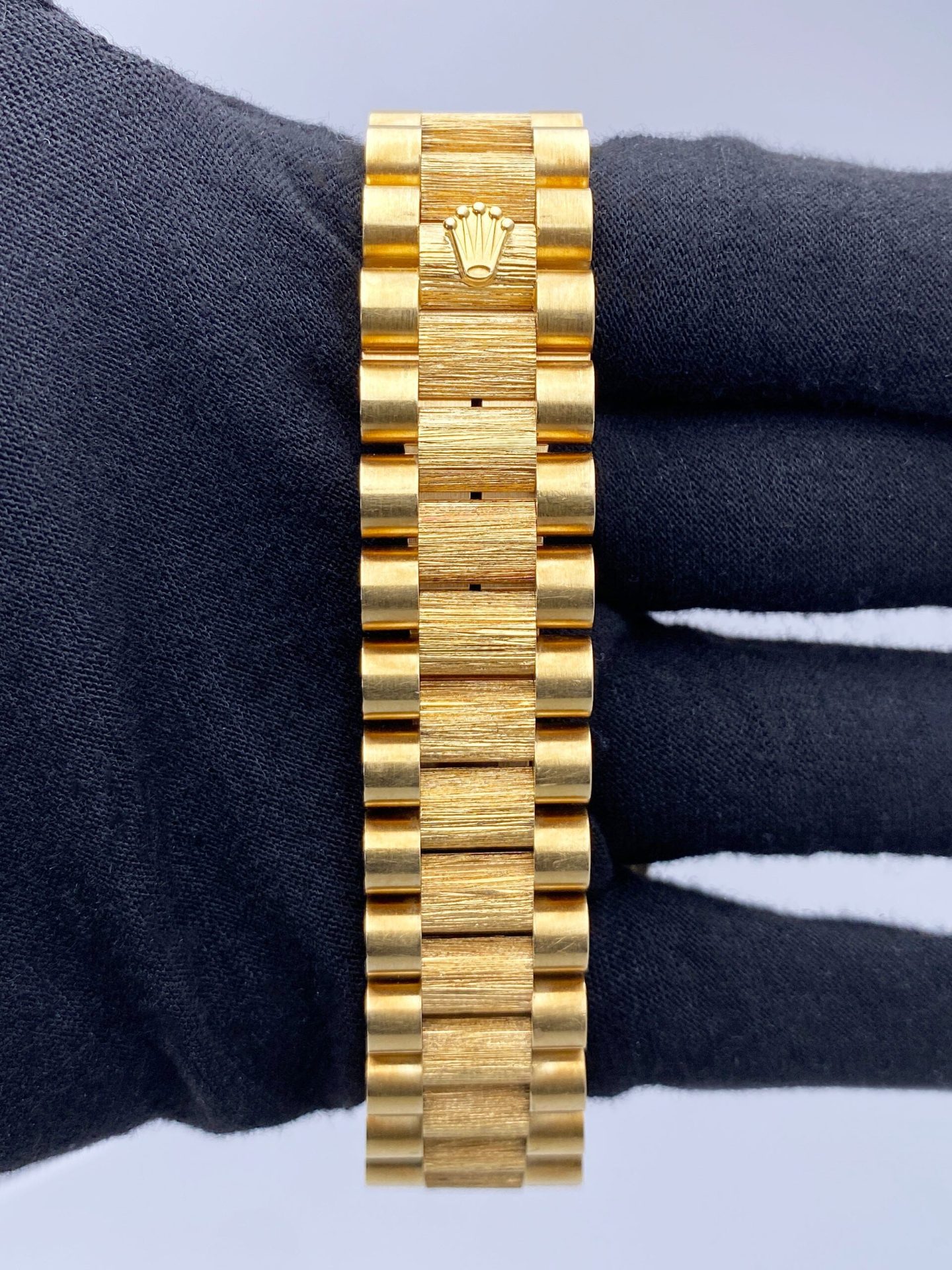 Rolex Day Date 18108 Diamond18K Yellow Gold Bark Finish Mens Watch