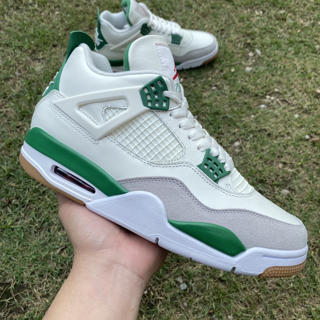 Jordan 4 Retro SB Pine Green DR5415-103