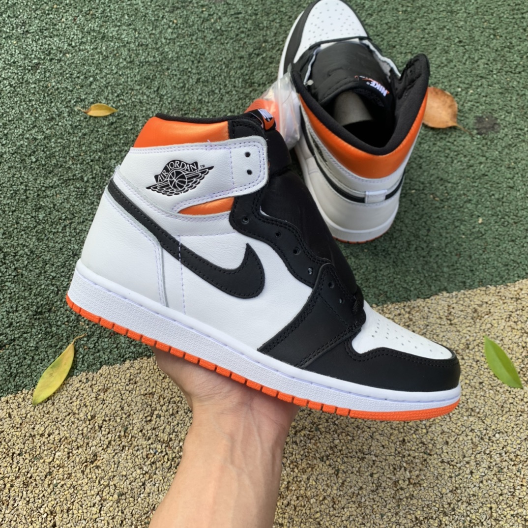 Jordan 1 Retro High Electro Orange 555088-180