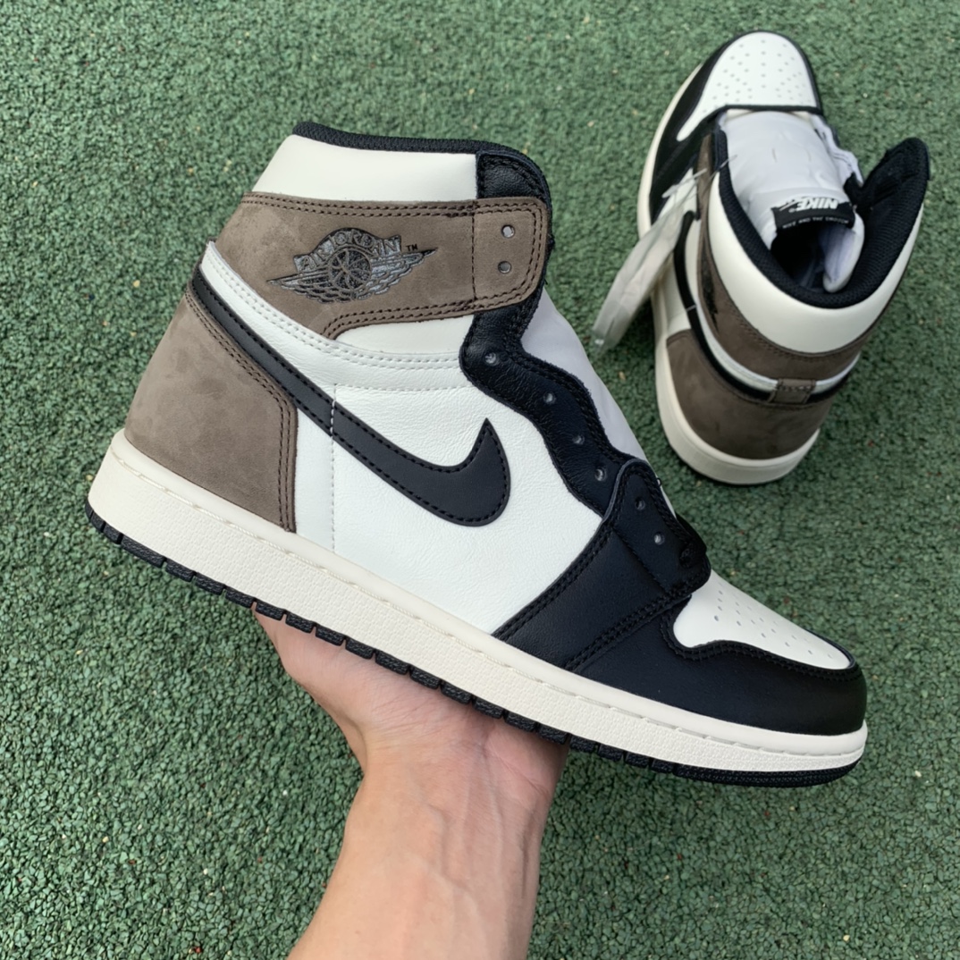 Jordan 1 Retro High Dark Mocha 555088-105