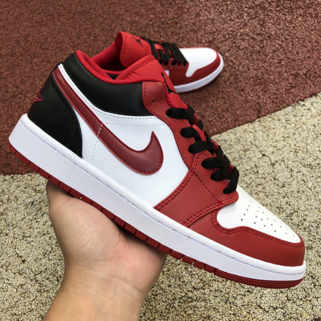 Jordan 1 Low Bulls 553558-163