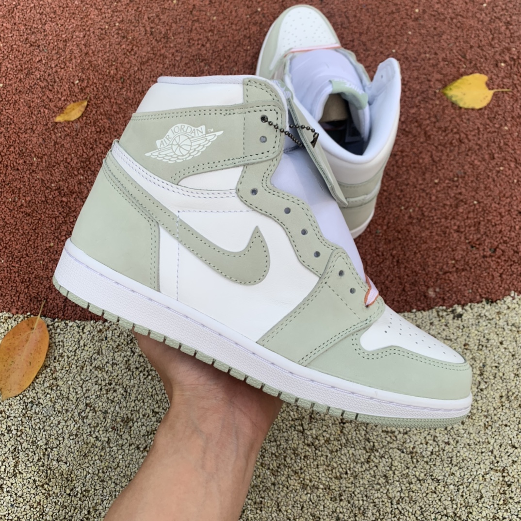Jordan 1 Retro High OG Seafoam CD0461-002