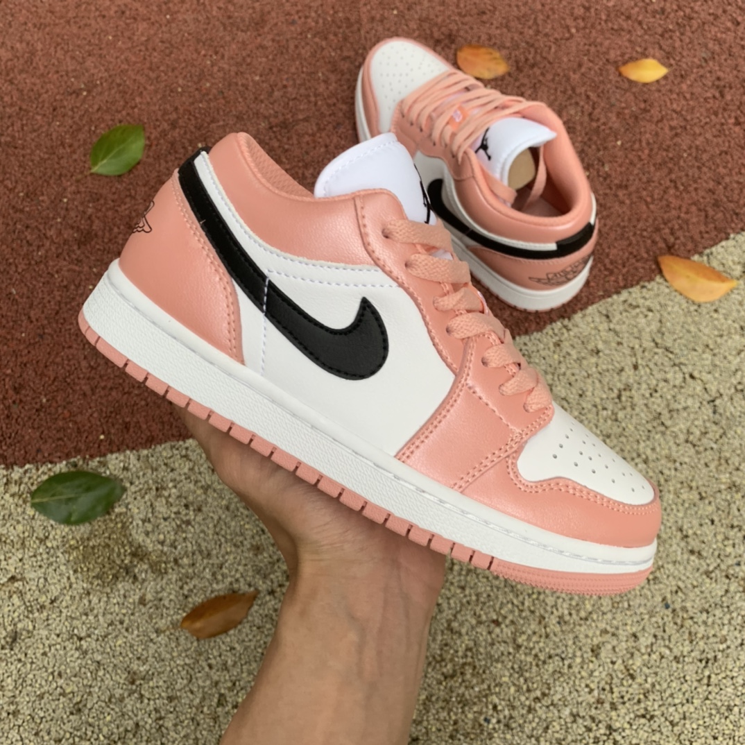 Jordan 1 Low Light Arctic Orange Pink 553560-800