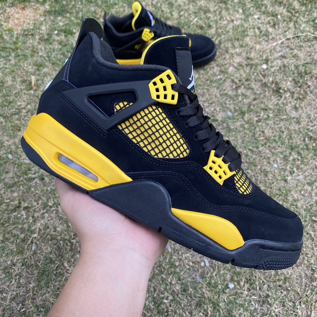 Jordan 4 Retro Thunder DH6927-017