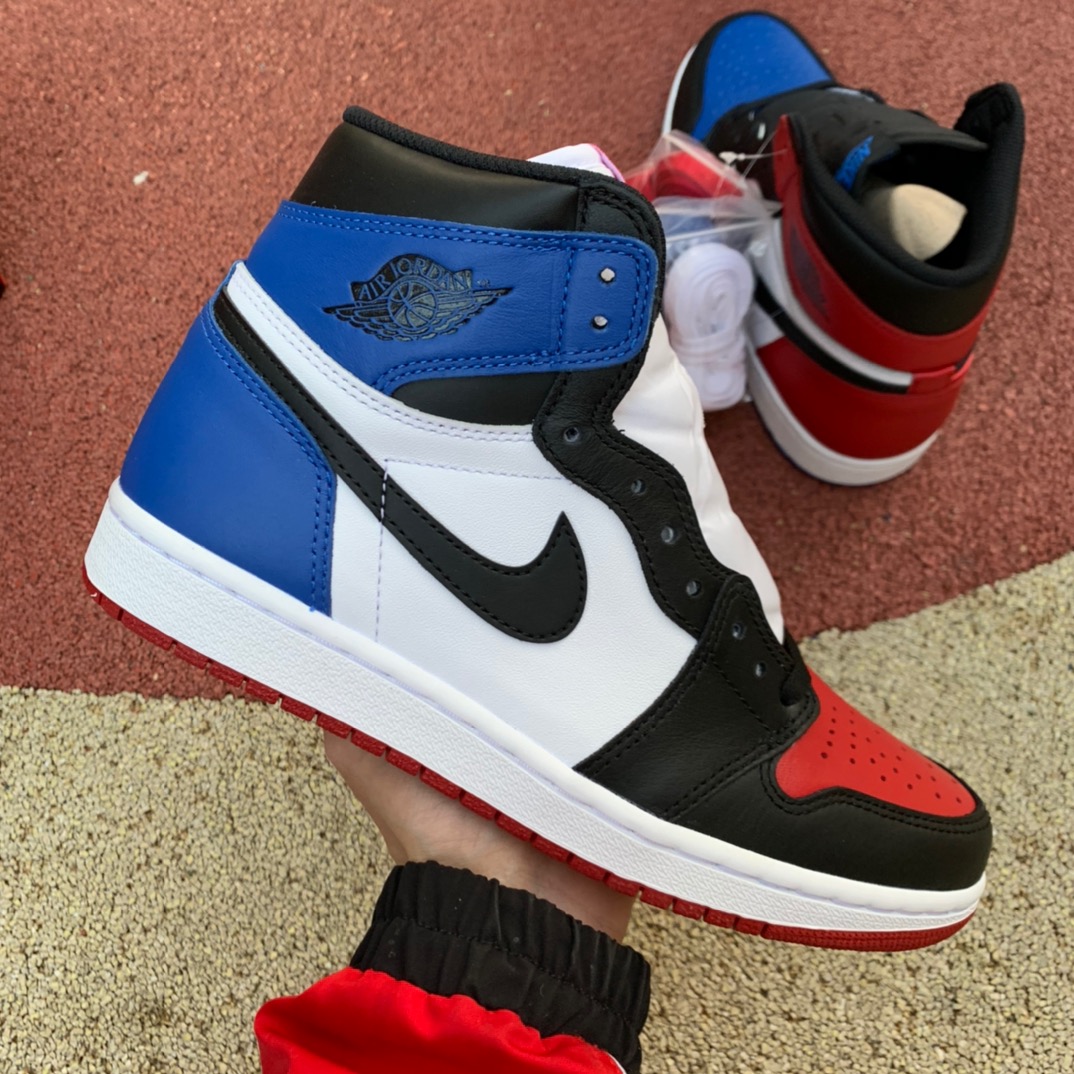 Jordan 1 Retro Top 3 555088-026