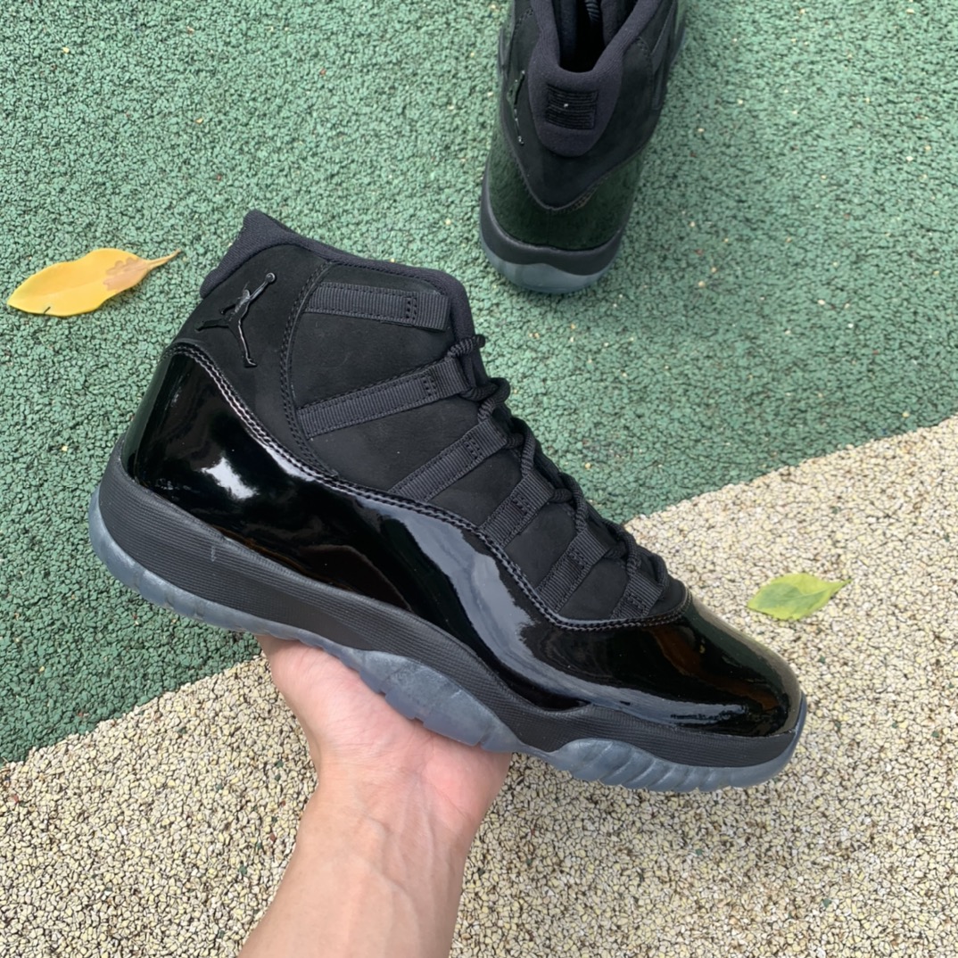 Jordan 11 Retro Cap and Gown 378037-005