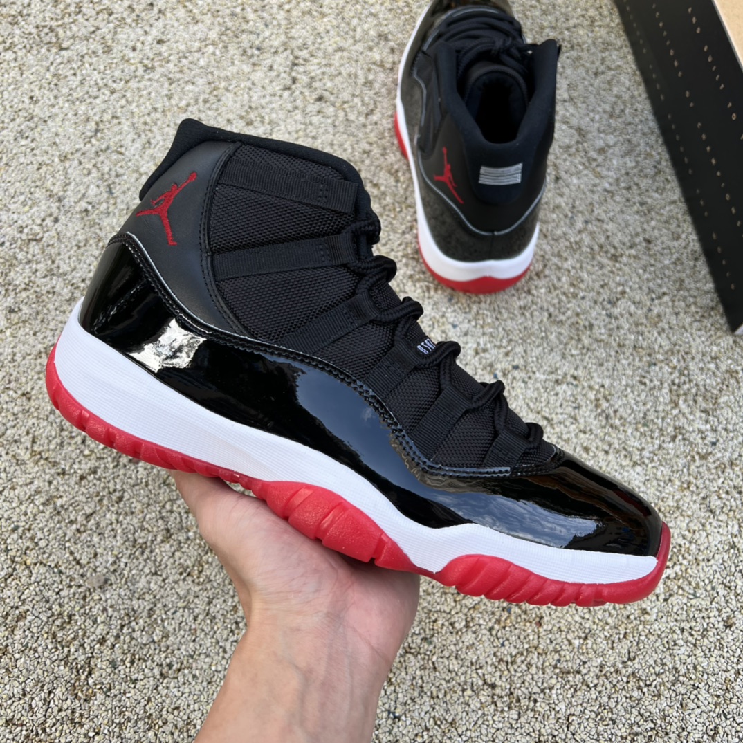 Jordan 11 Retro Playoffs Bred 378037-061