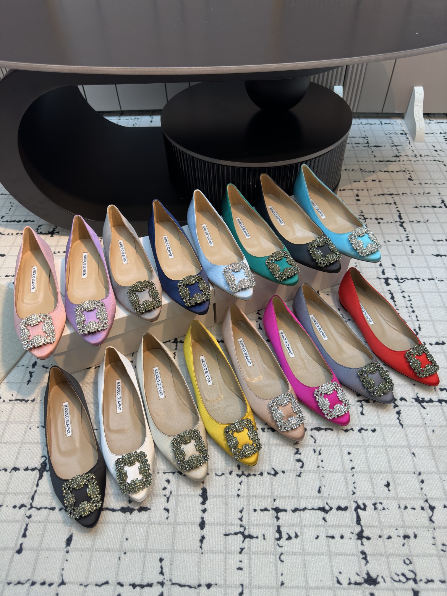 Manolo Blahnik Hangisi Ballerinas 20 Flat