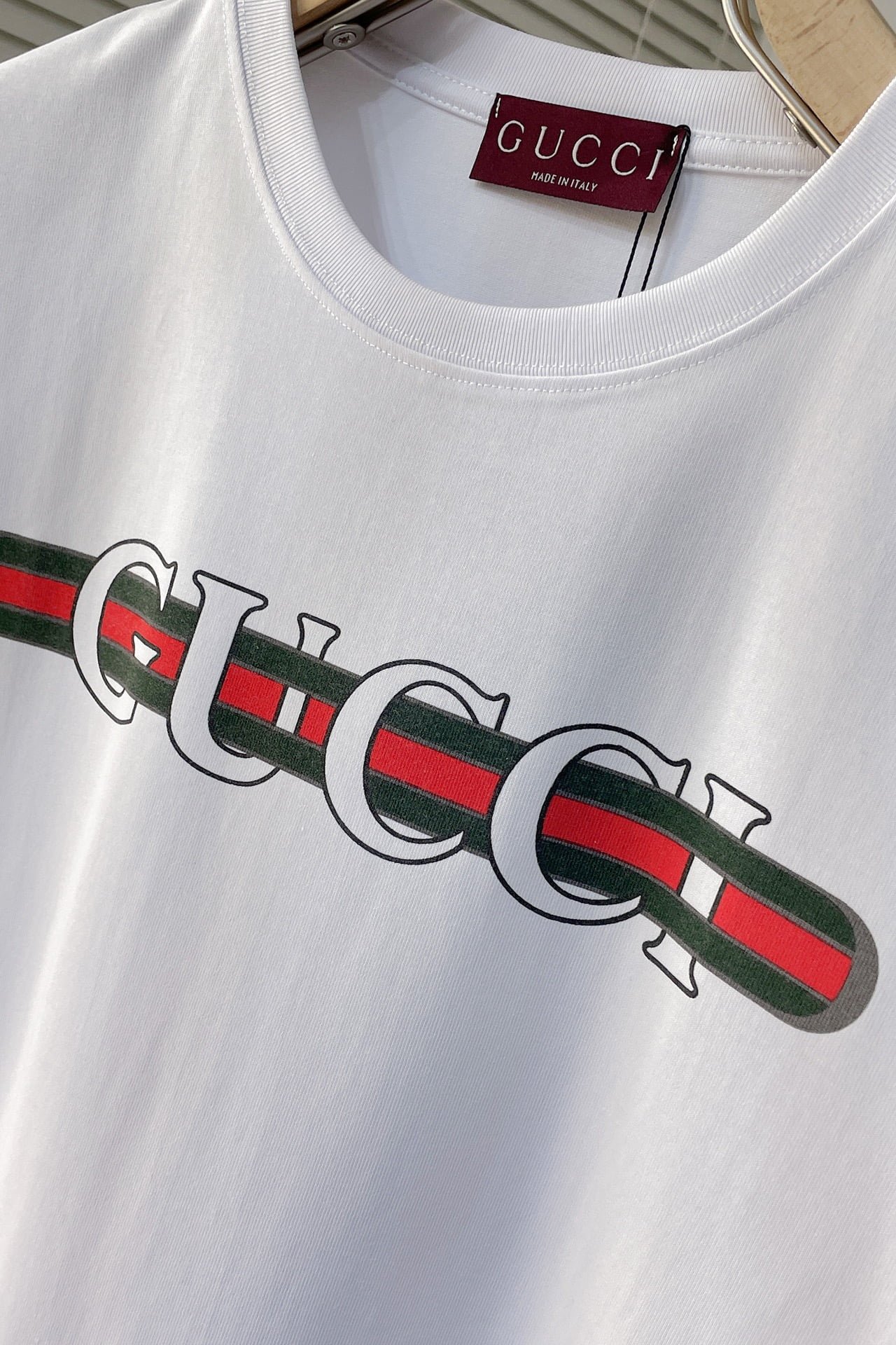 Cotton jersey T-shirt with gucci print