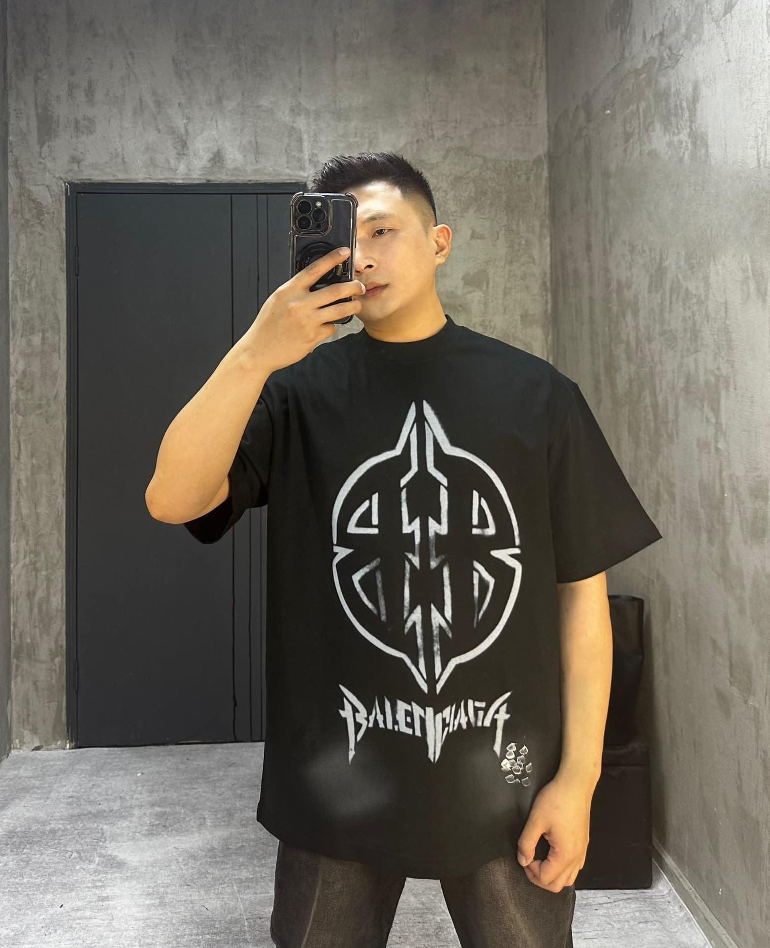Balenciaga METAL BB STENCIL T-SHIRT