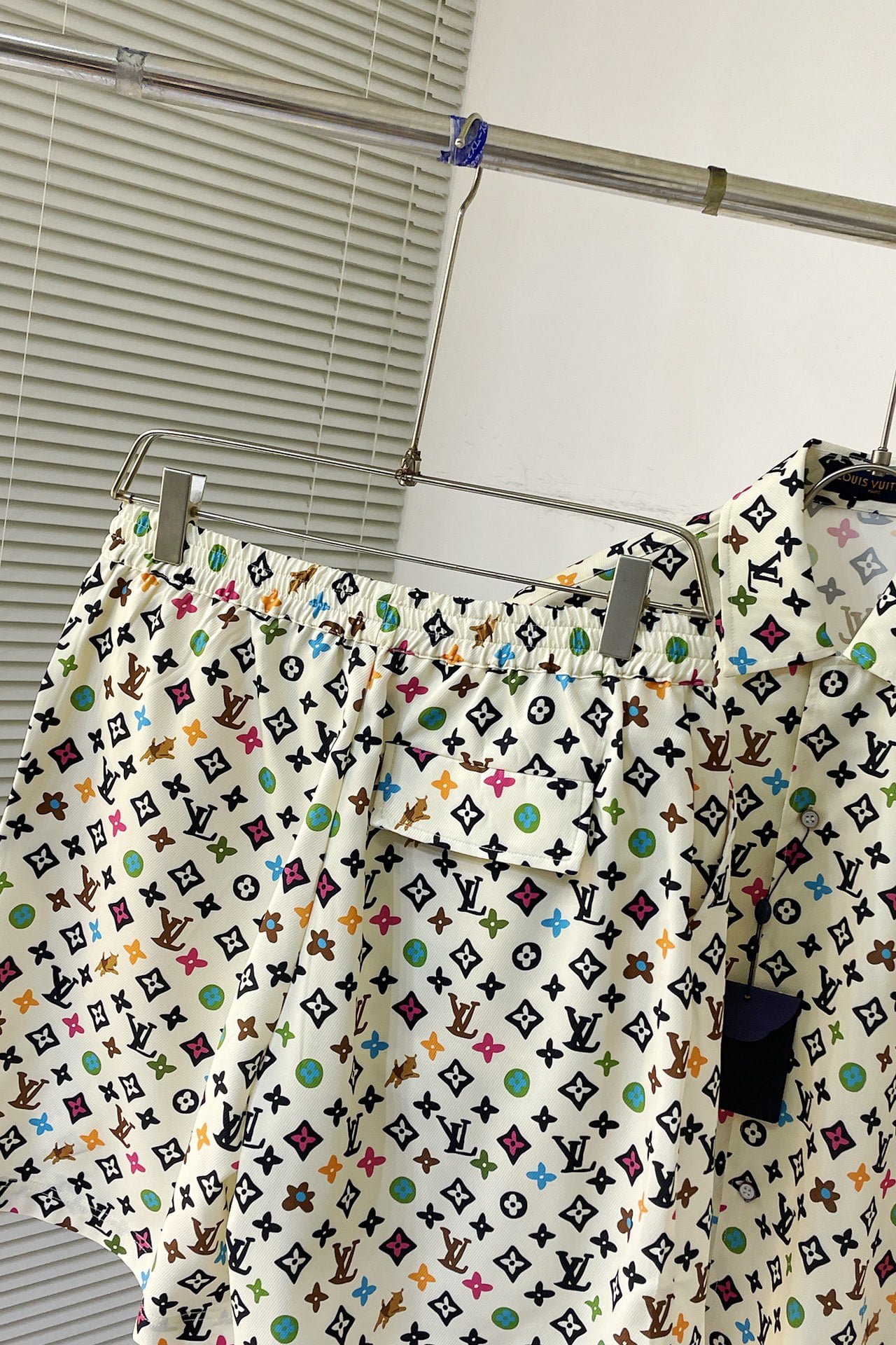 LV Monogram Printed Short-Sleeved Silk Shirt+Monogram Printed Silk Shorts