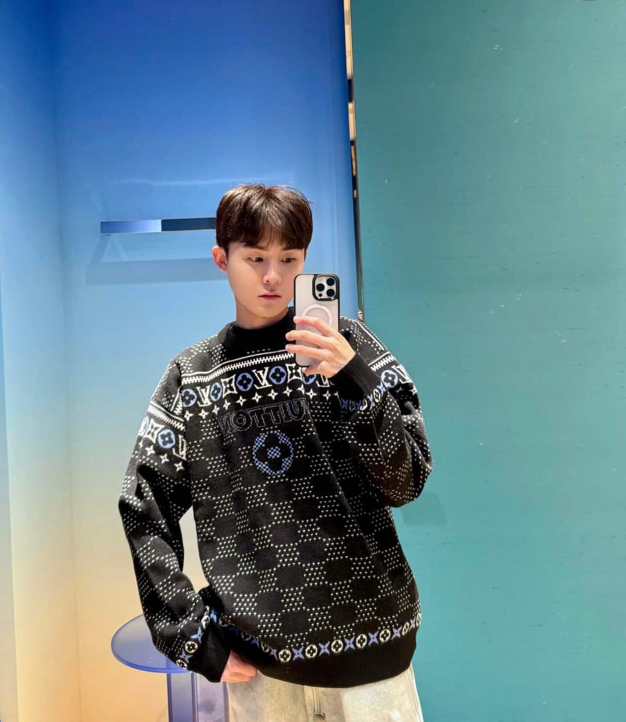 Jacquard Wool Pullover