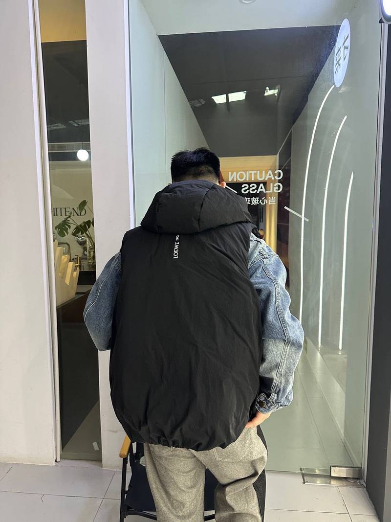 LOEWE x ON vest