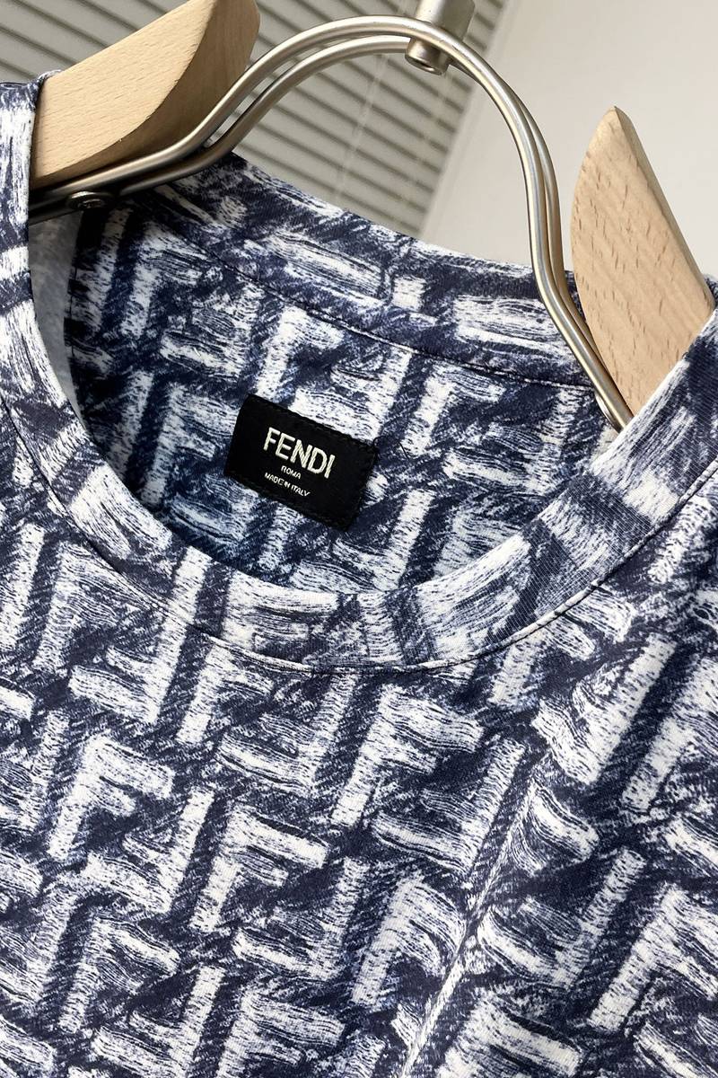 Fendi T-Shirt