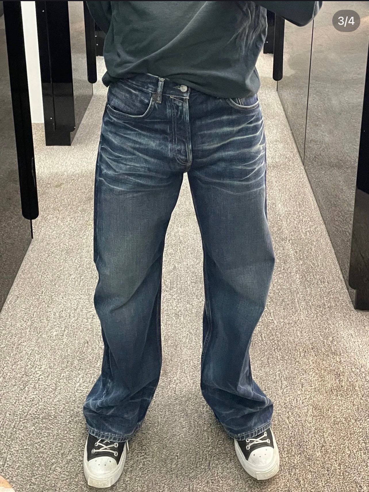 Loose fit jeans