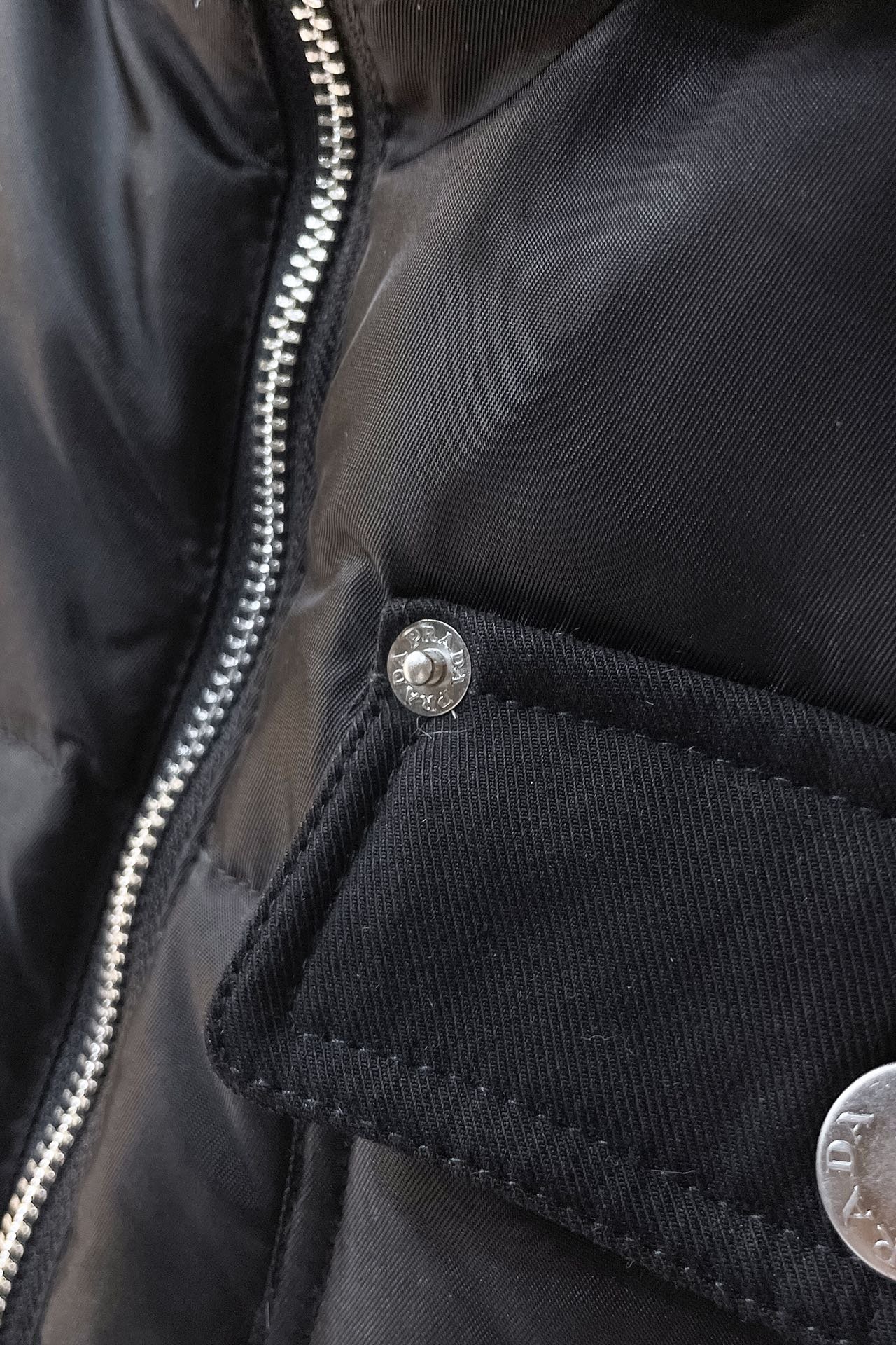 Cropped Re-Nylon down jacket