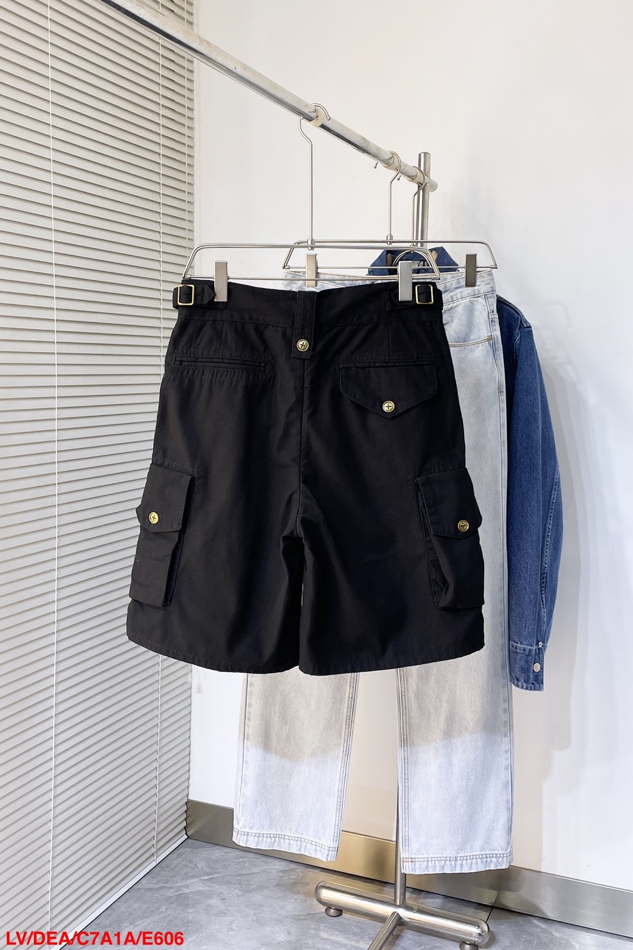 LV Cotton Utility Cargo Shorts