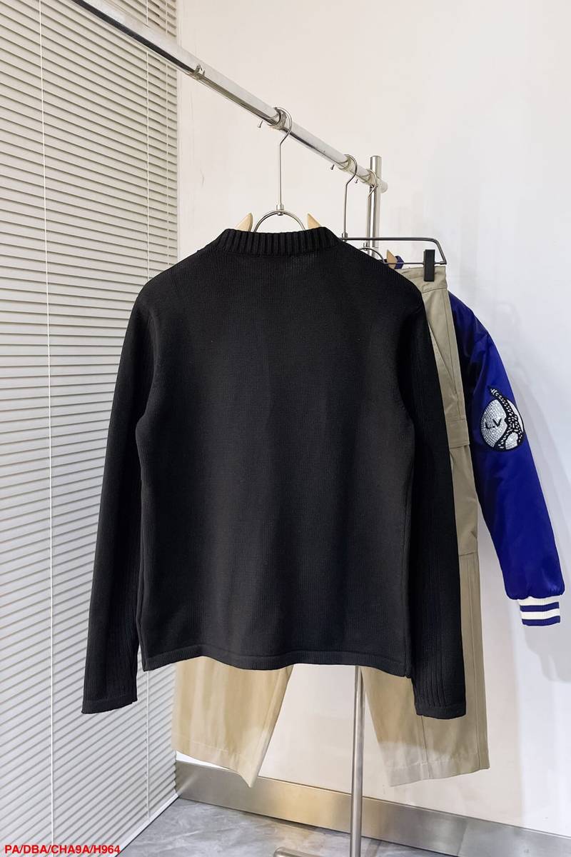Wool and Re-Nylon sweater