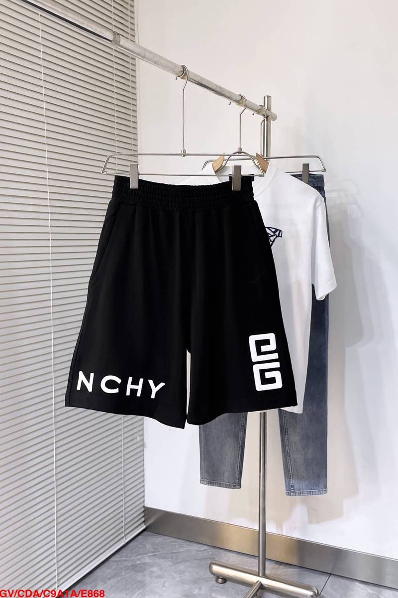 Givenchy 4G bermuda shorts in fleece