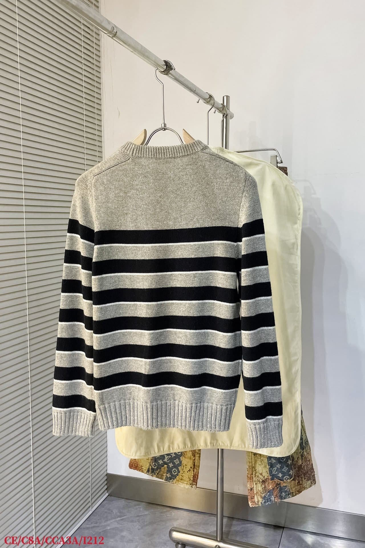 crew neck sweater in wool