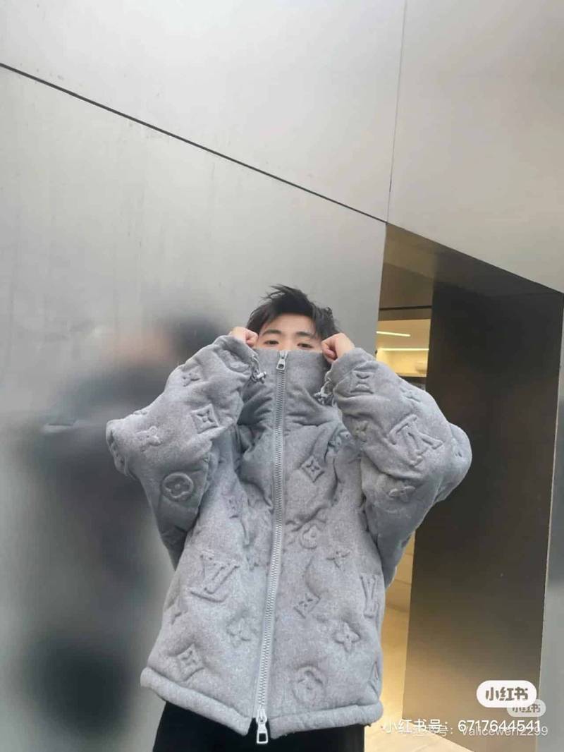LV MONOGRAM BOYHOOD