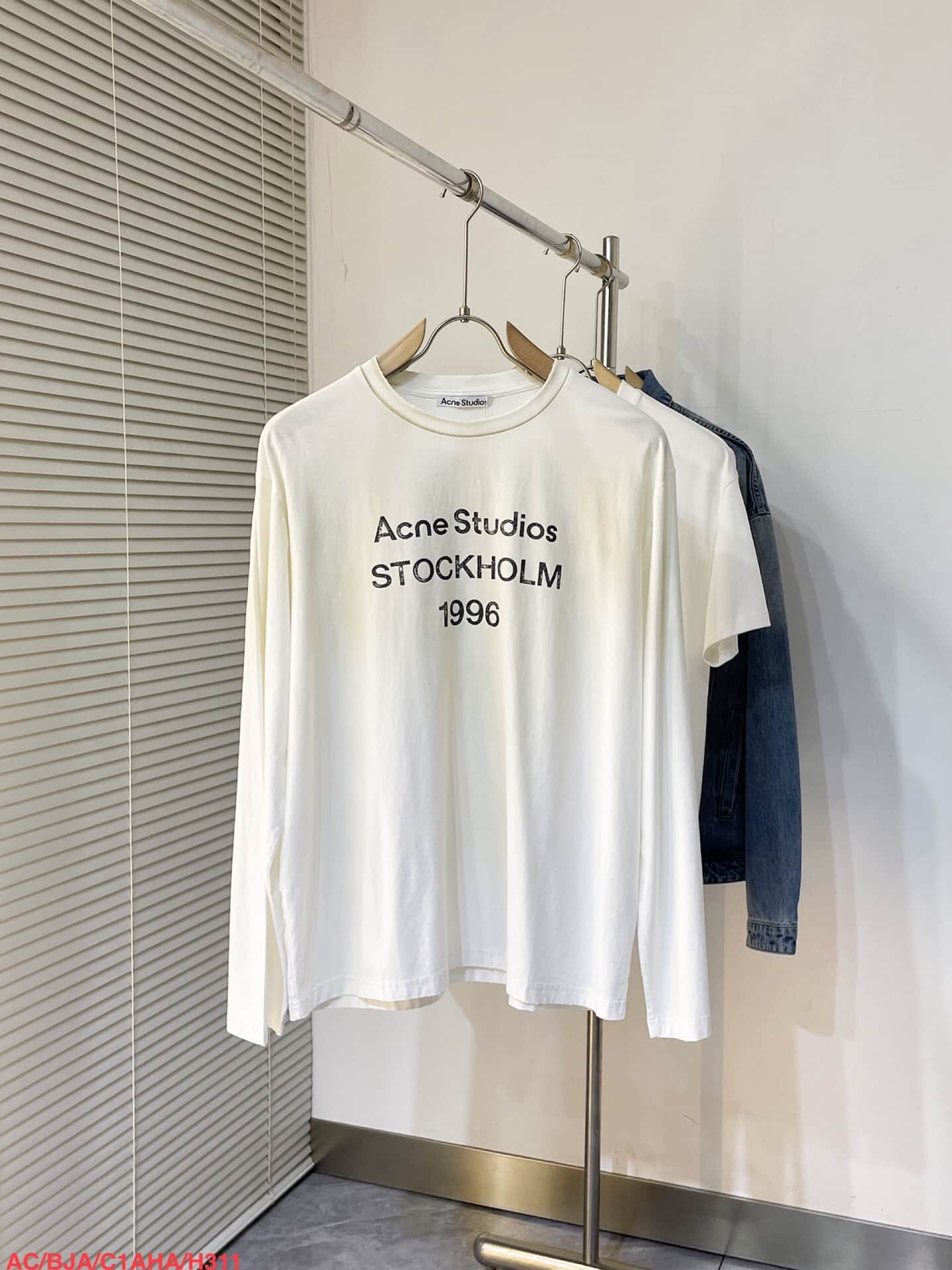 Logo t-shirt   Relaxed fit
