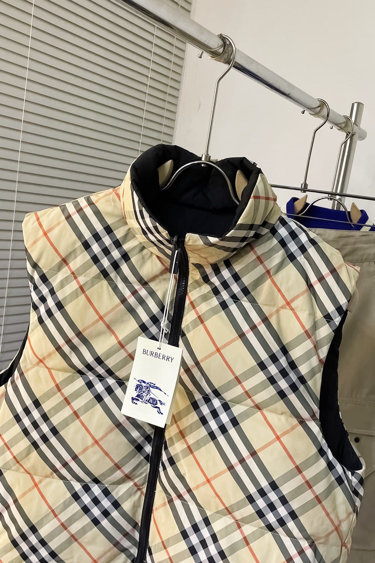 Reversible Check Nylon Padded Gilet