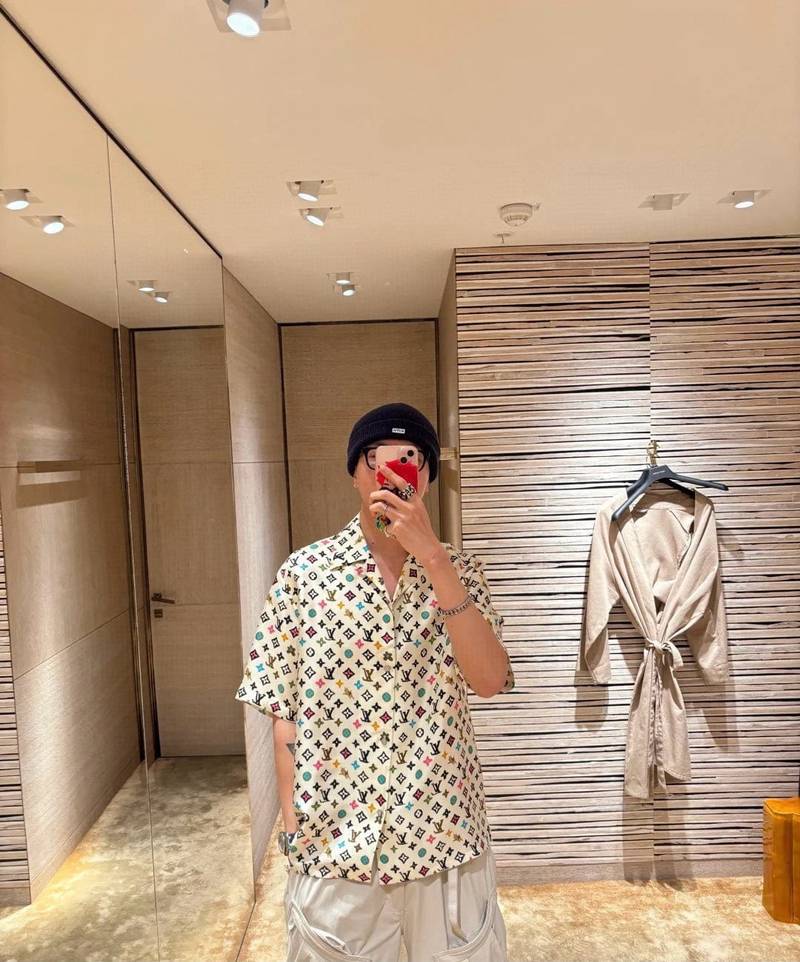 LV Monogram Printed Short-Sleeved Silk Shirt+Monogram Printed Silk Shorts