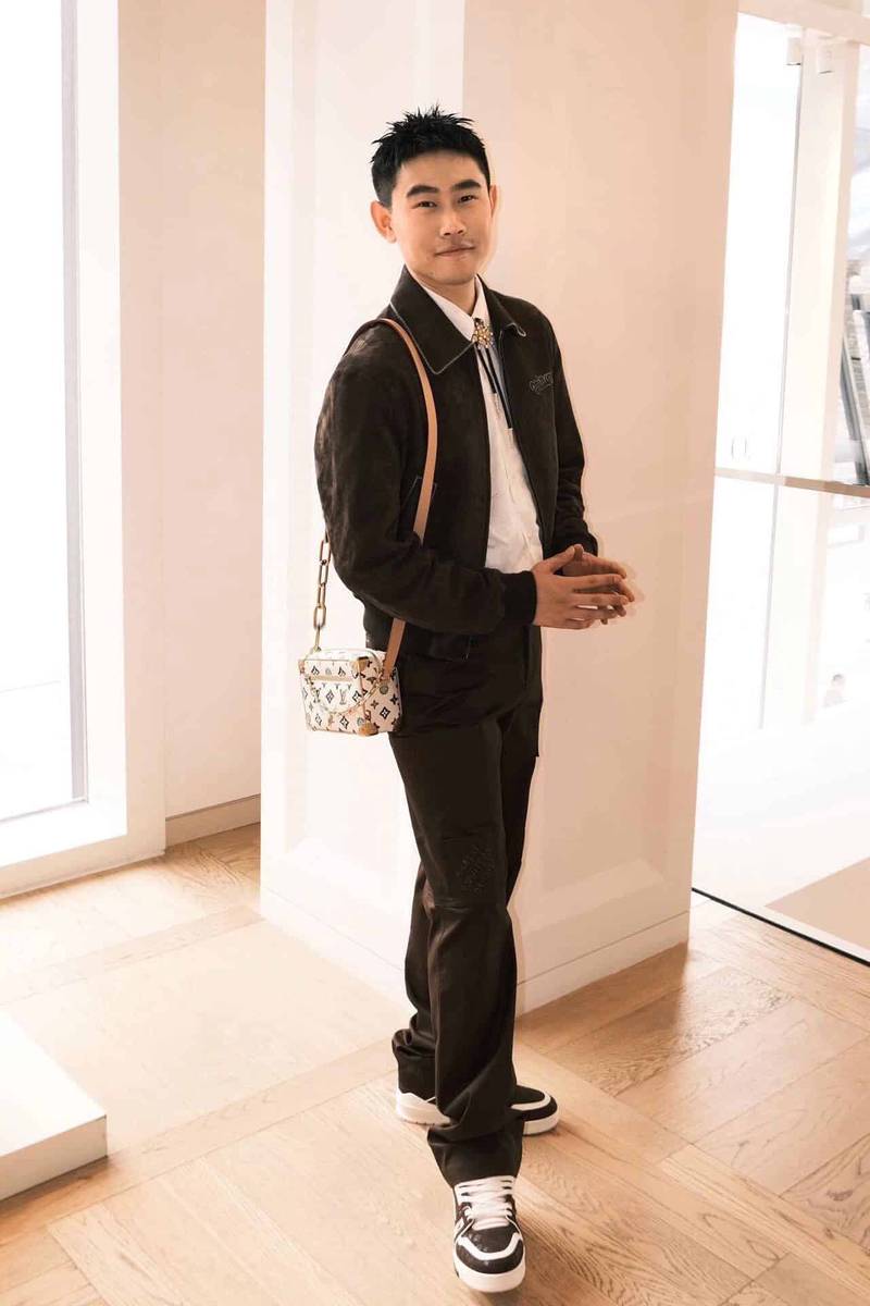 LV Signature Cotton Cargo Pants