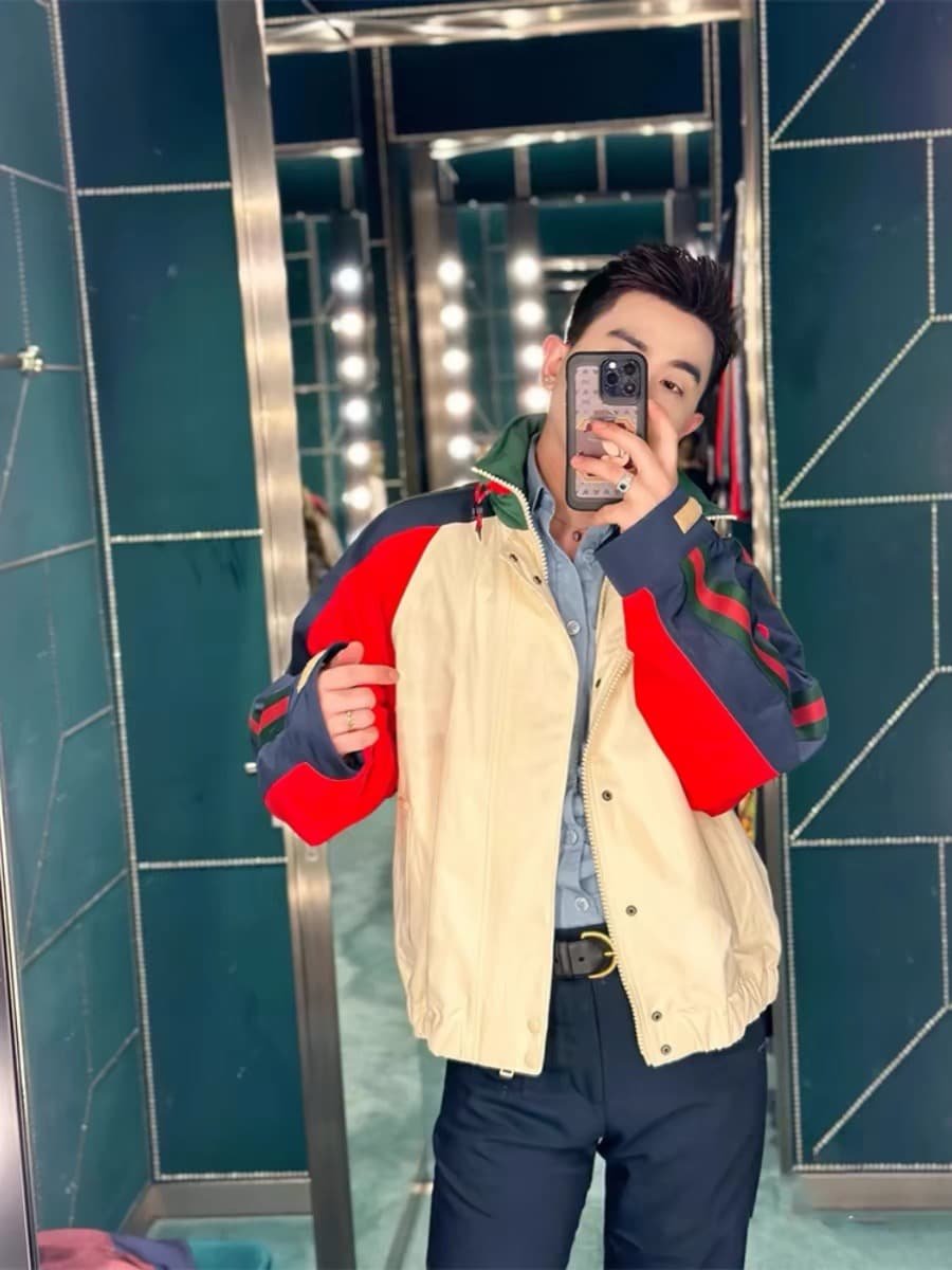 Gucci cotton nylon jacket with patch