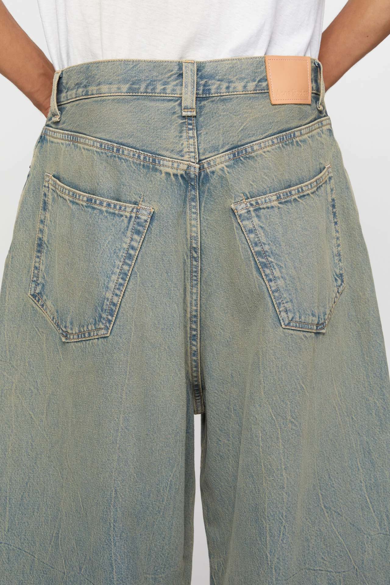 Super baggy fit jeans
