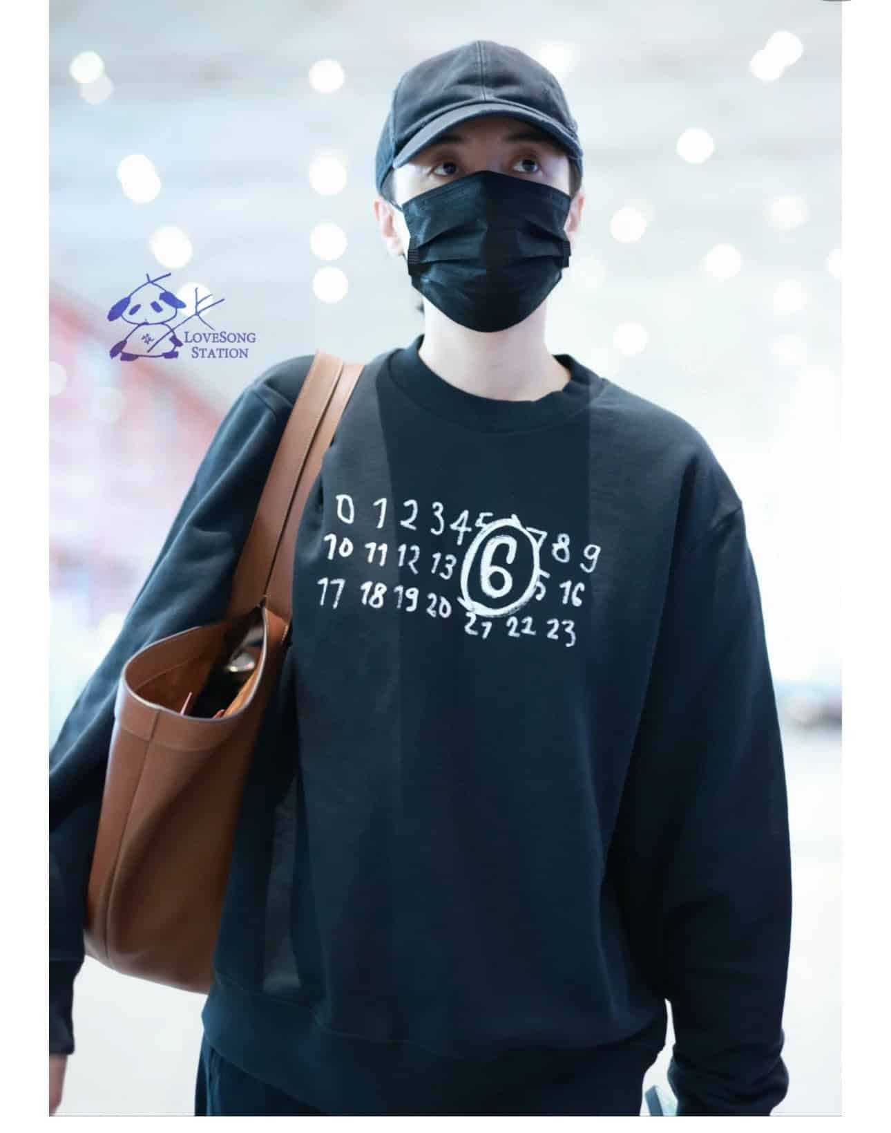 MM6 sweatshirt