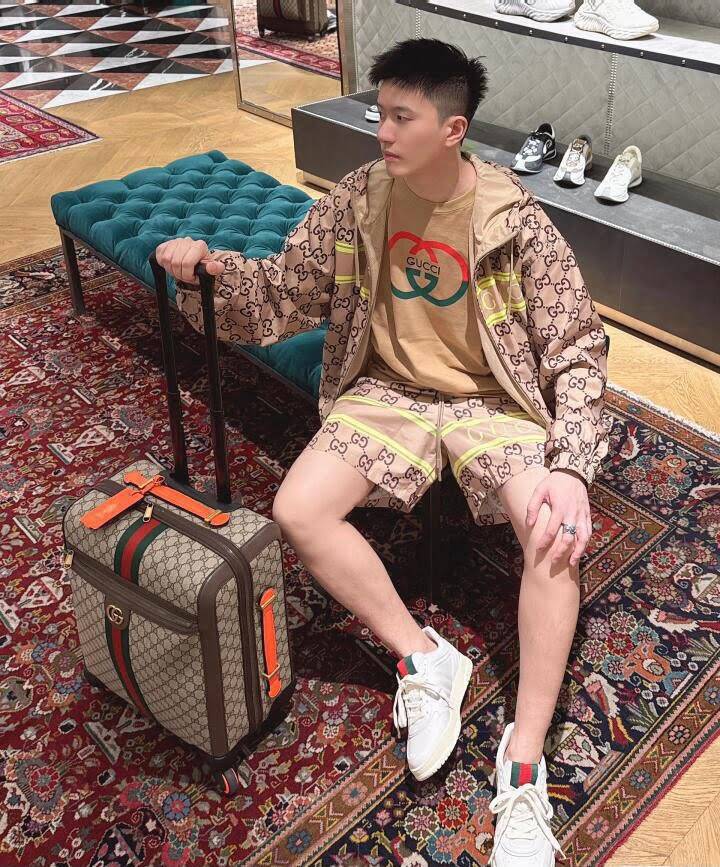 Gucci light nylon GG print hooded jacket+shorts