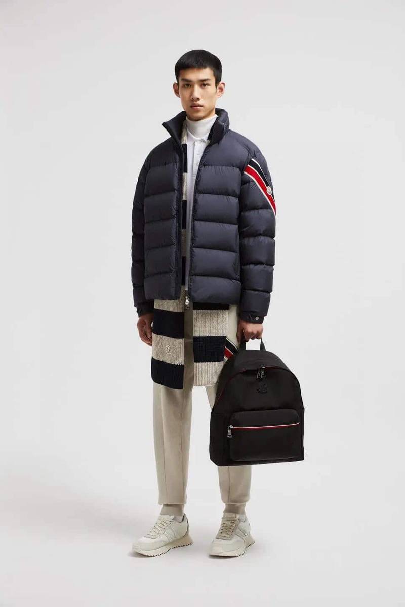 Solayan Hooded Short Down Jacket