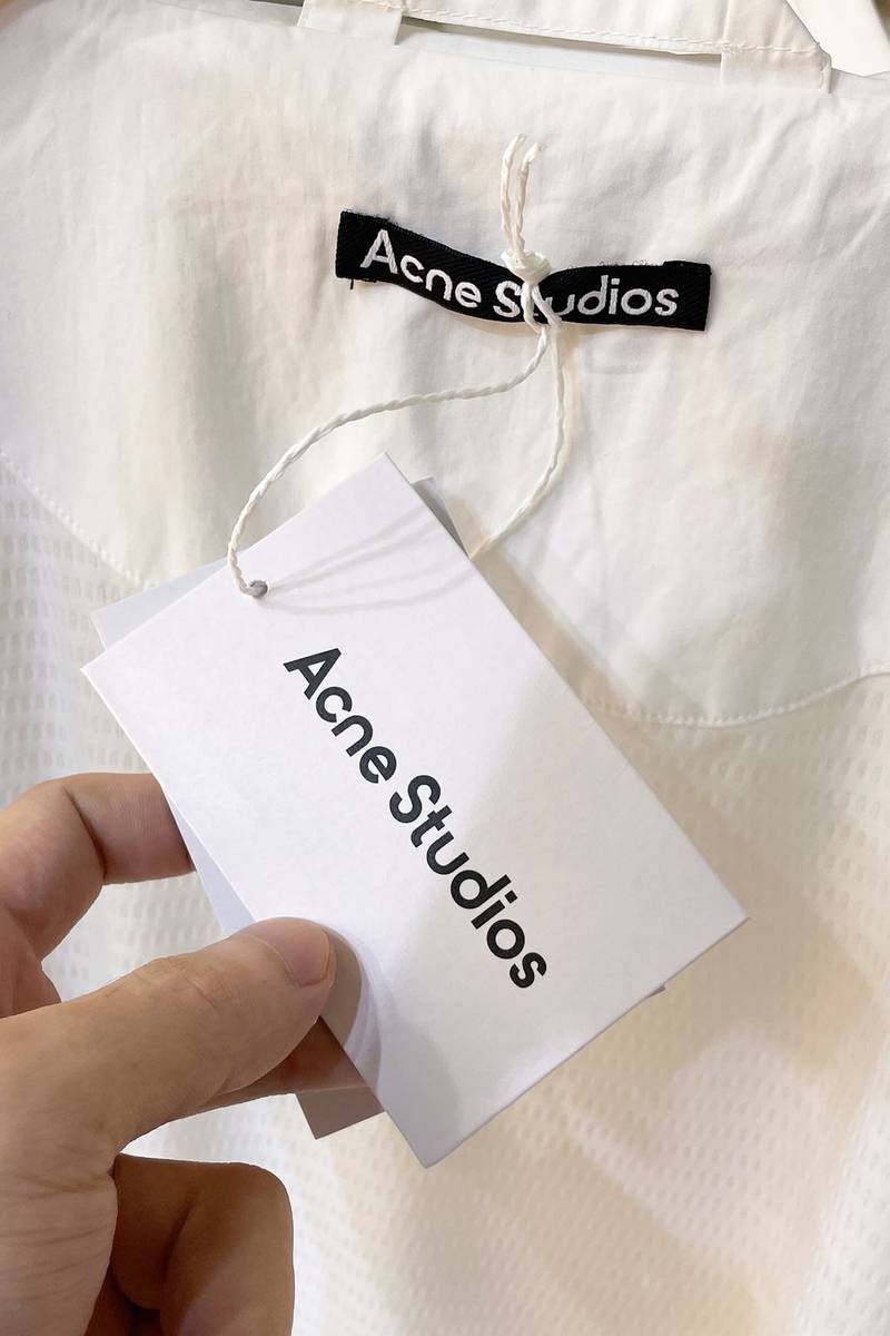 Logo zipper jacket