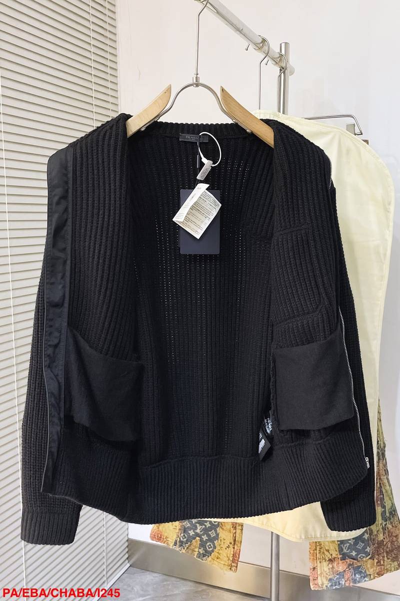 Wool and cashmere cardigan