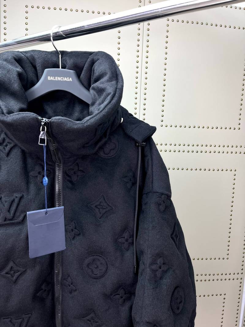 LV MONOGRAM BOYHOOD