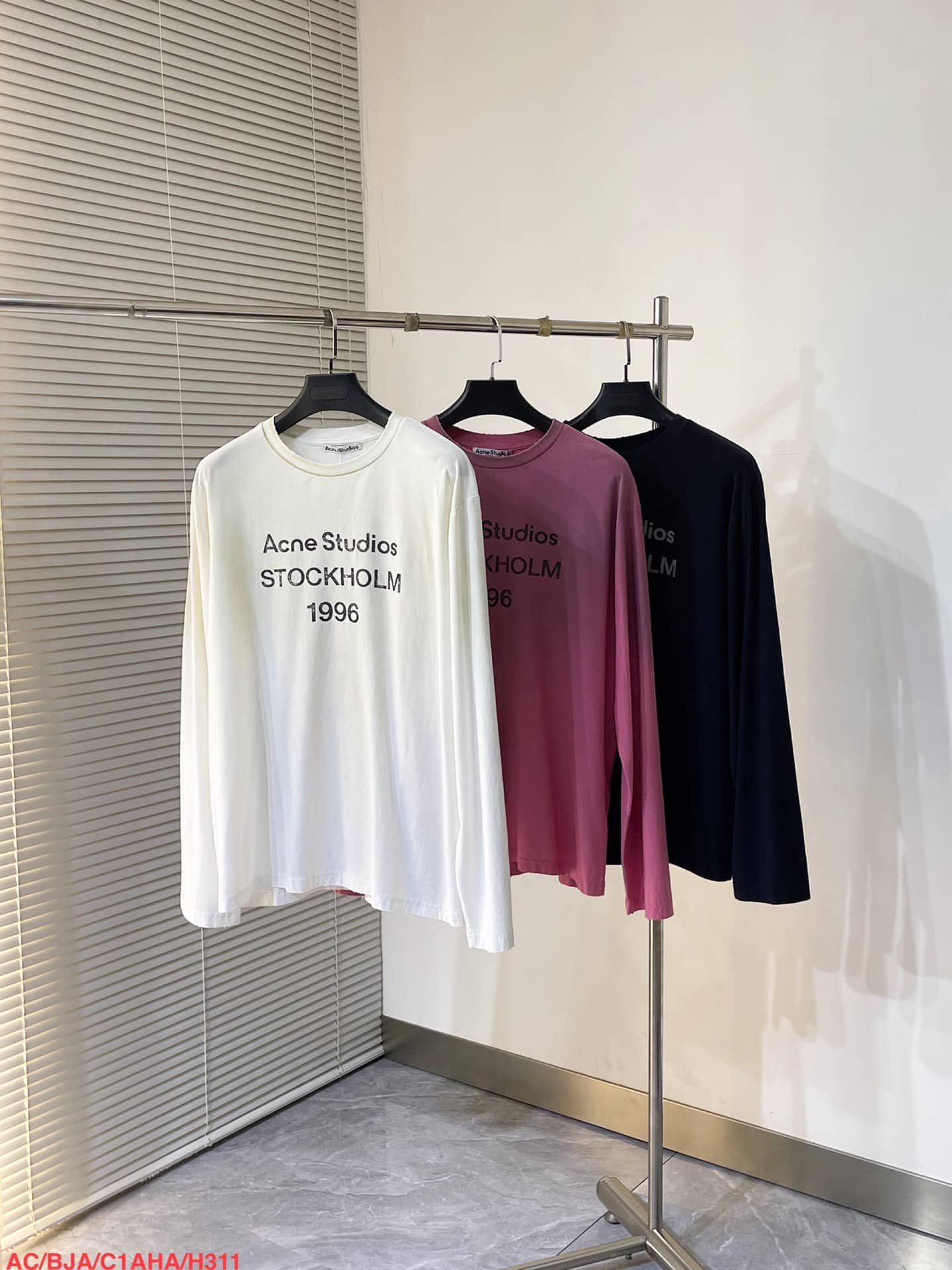 Logo t-shirt   Relaxed fit