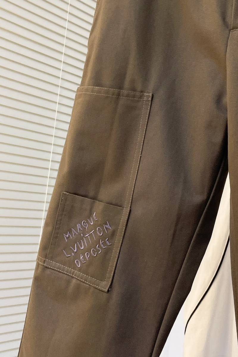 LV Signature Cotton Cargo Pants