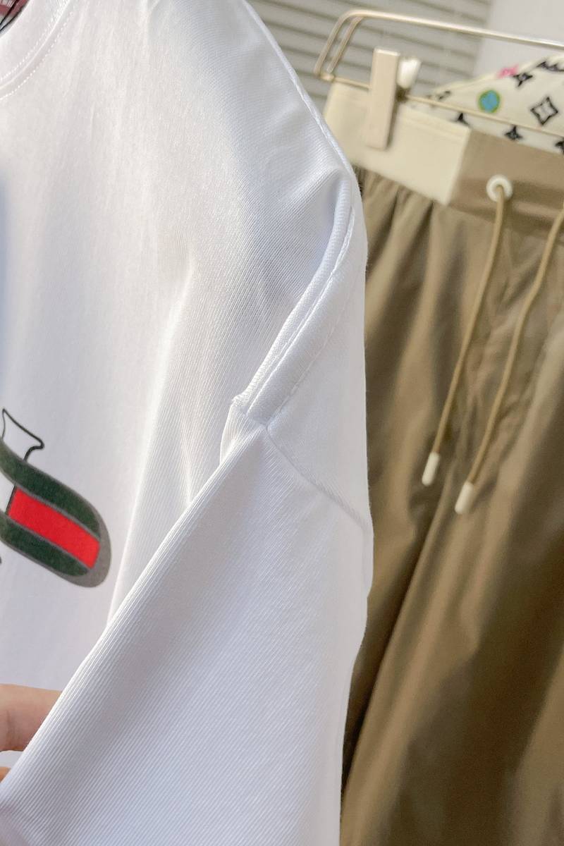 Cotton jersey T-shirt with gucci print