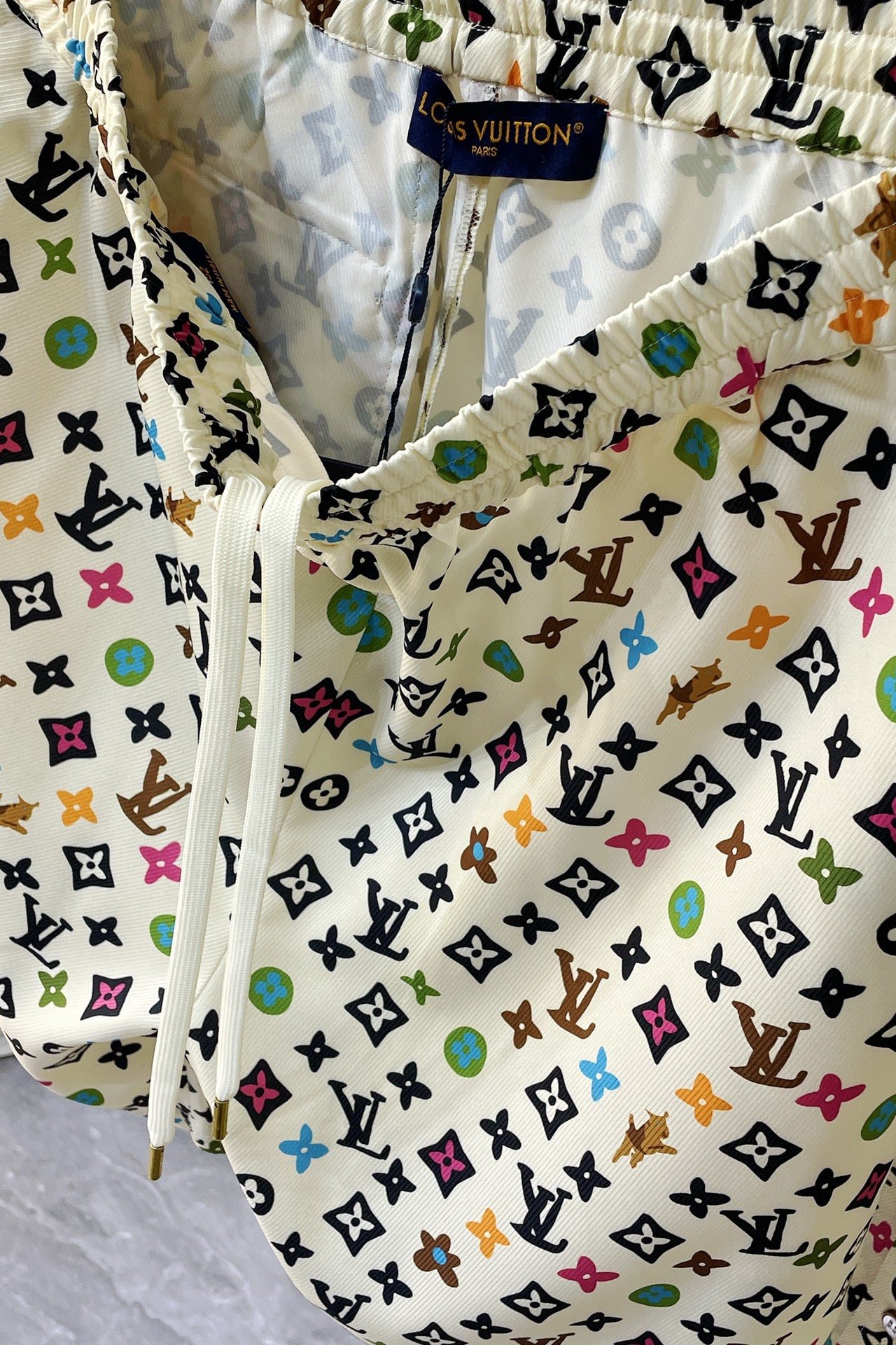 LV Monogram Printed Short-Sleeved Silk Shirt+Monogram Printed Silk Shorts