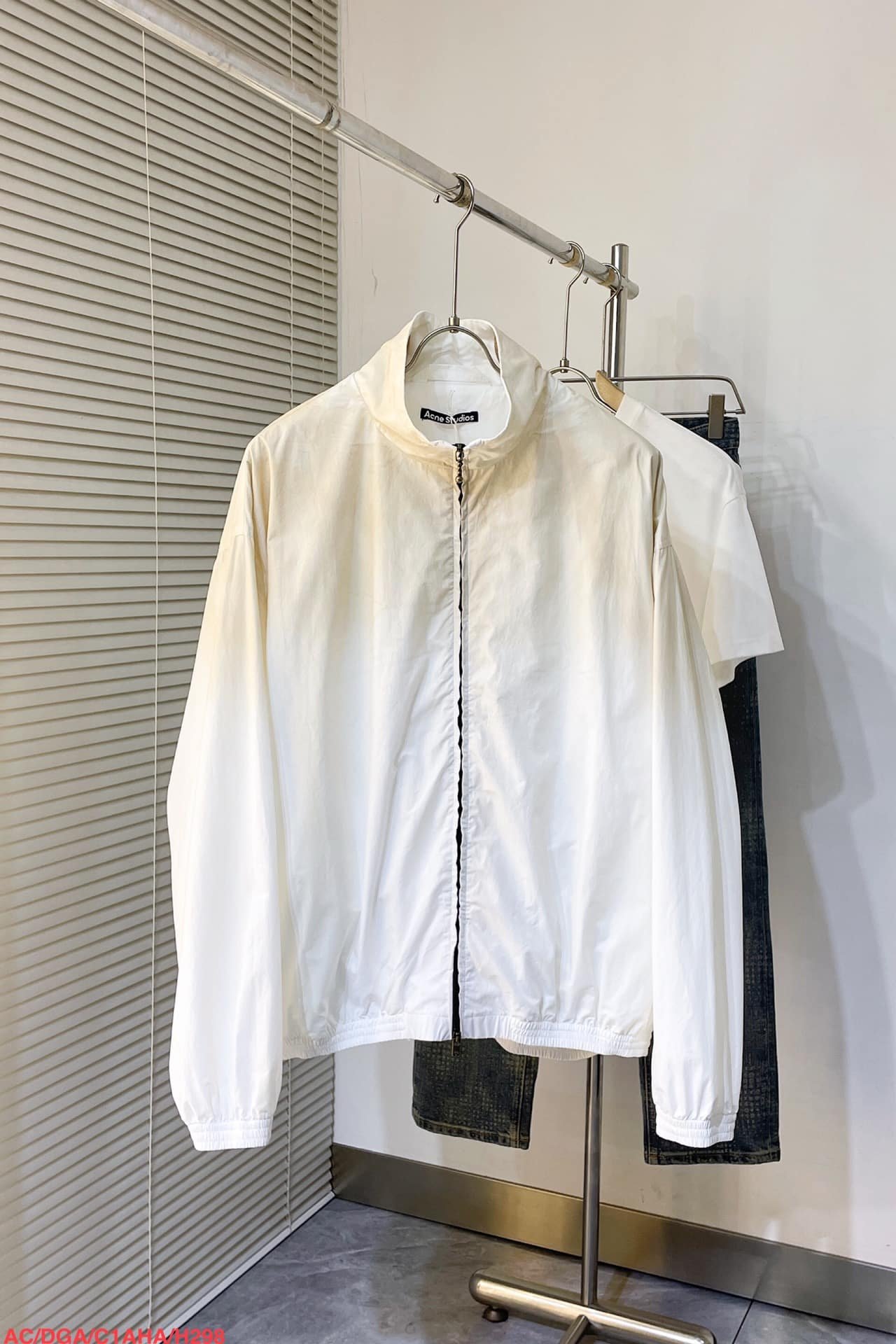 Logo zipper jacket