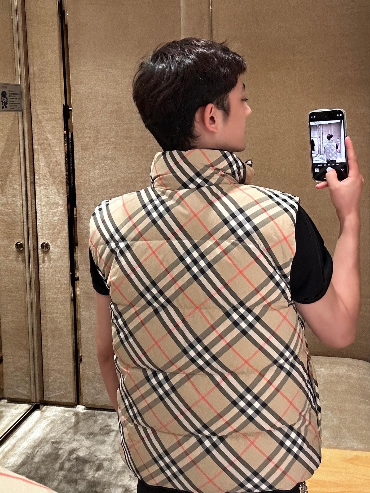 Reversible Check Nylon Padded Gilet