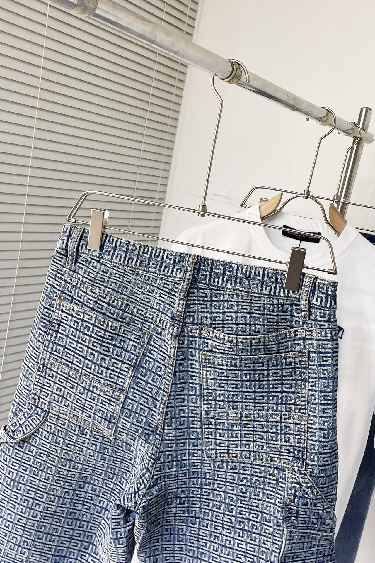 Givenchy 4G shorts in denim