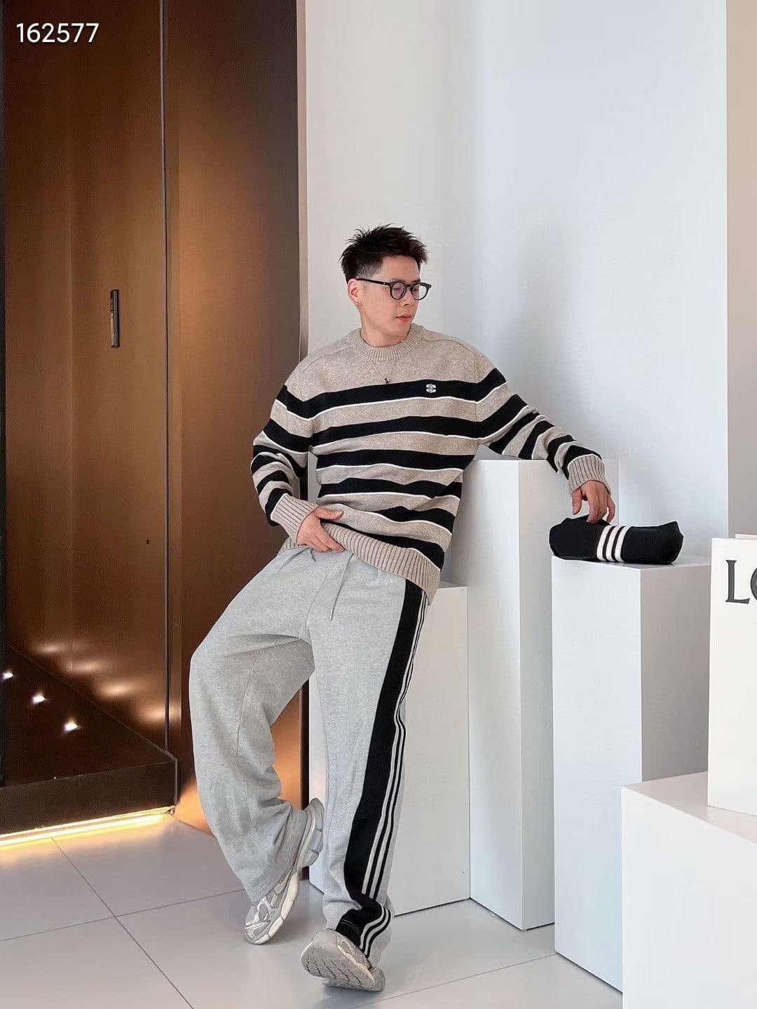 crew neck sweater in wool