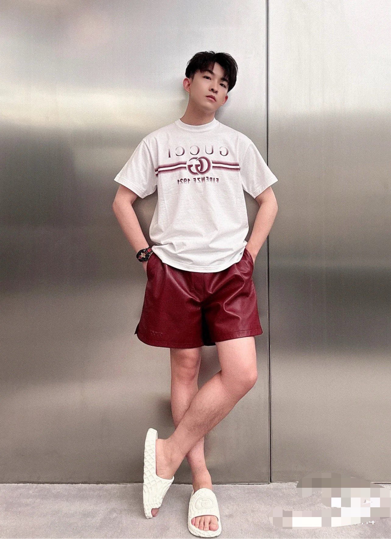 Cotton jersey T-shirt with Gucci print