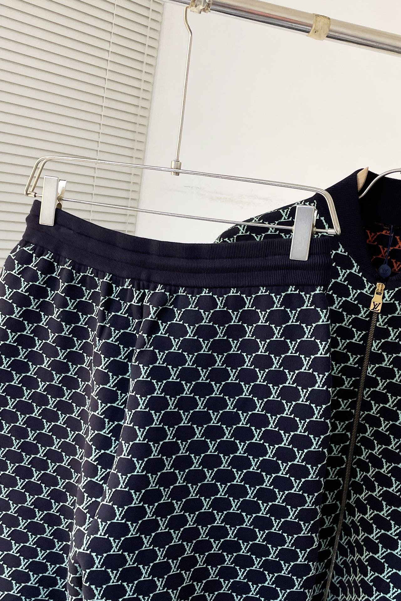 LV Double Face Cotton Jersey Bomber+Shorts
