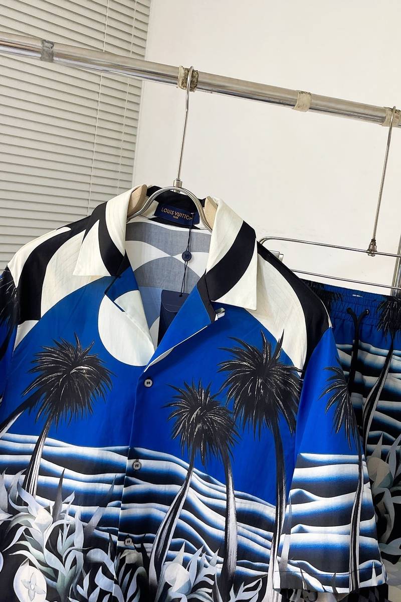 LV Printed Short-Sleeved Cotton Shirt+Technical Cotton Jersey Shorts