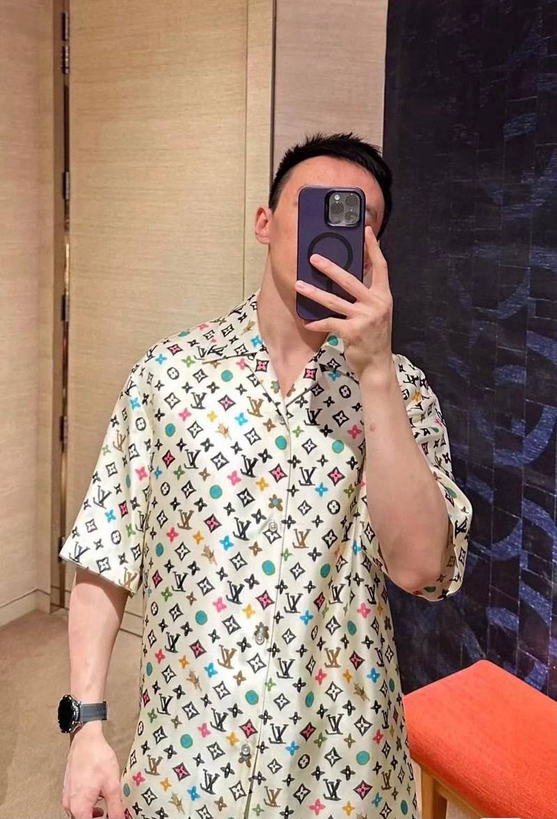 LV Monogram Printed Short-Sleeved Silk Shirt+Monogram Printed Silk Shorts